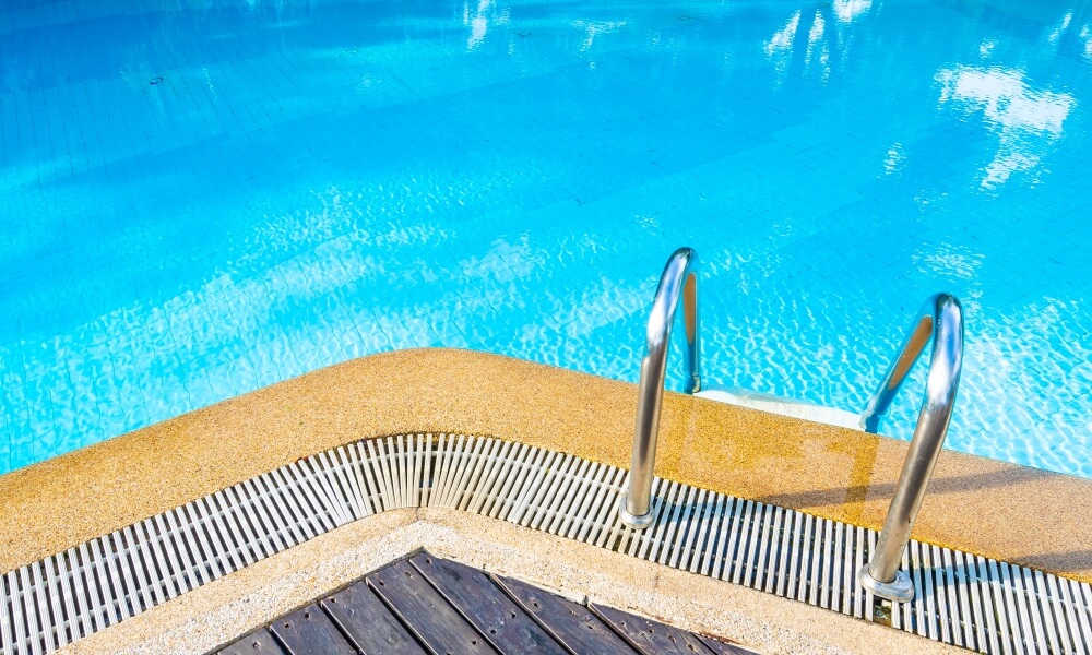 Customized pool roofing construction