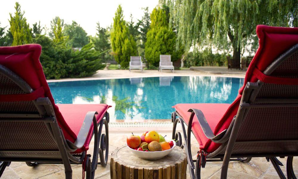 Expert pool tiling services