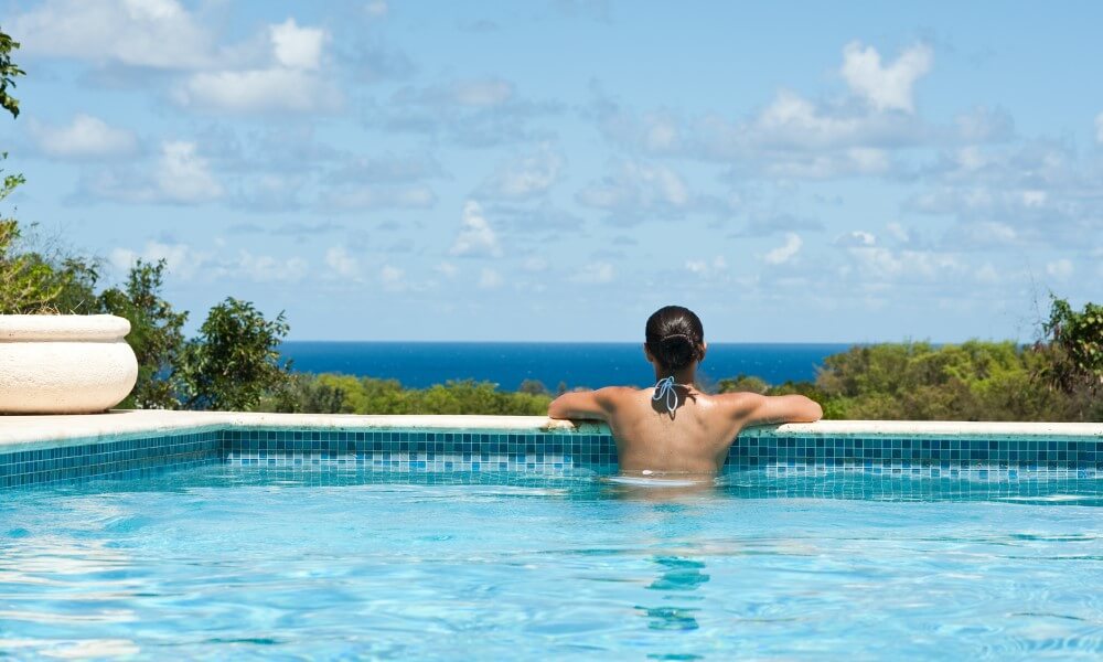 Infinity pool