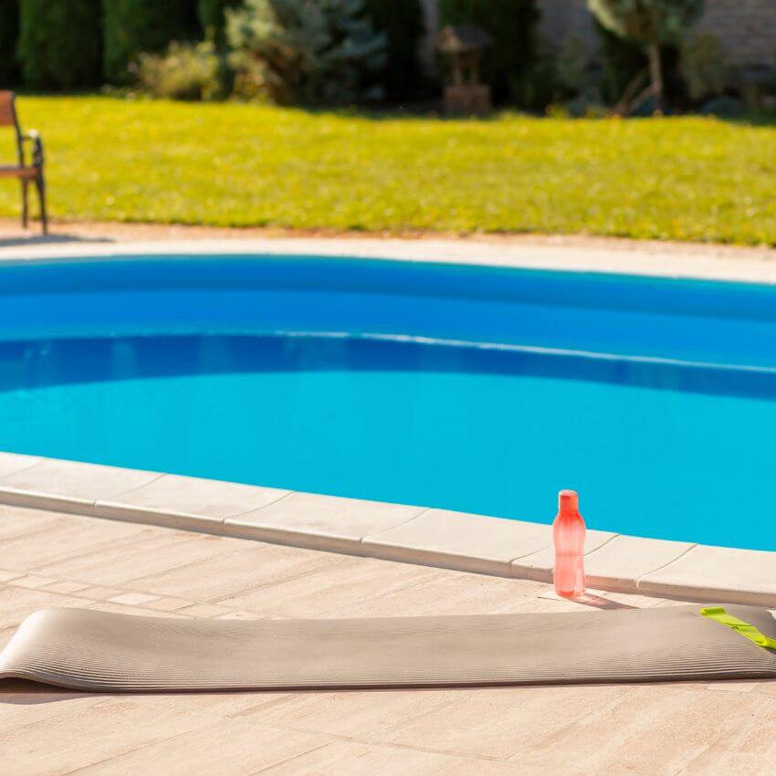 Molded fiberglass pool shell